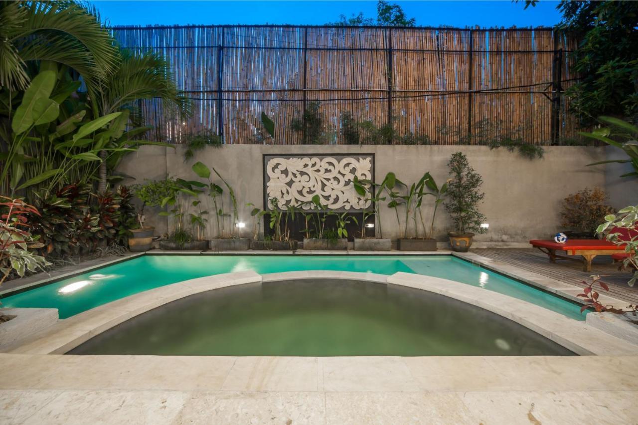 Villa Suzuki 1 Seminyak Exterior foto